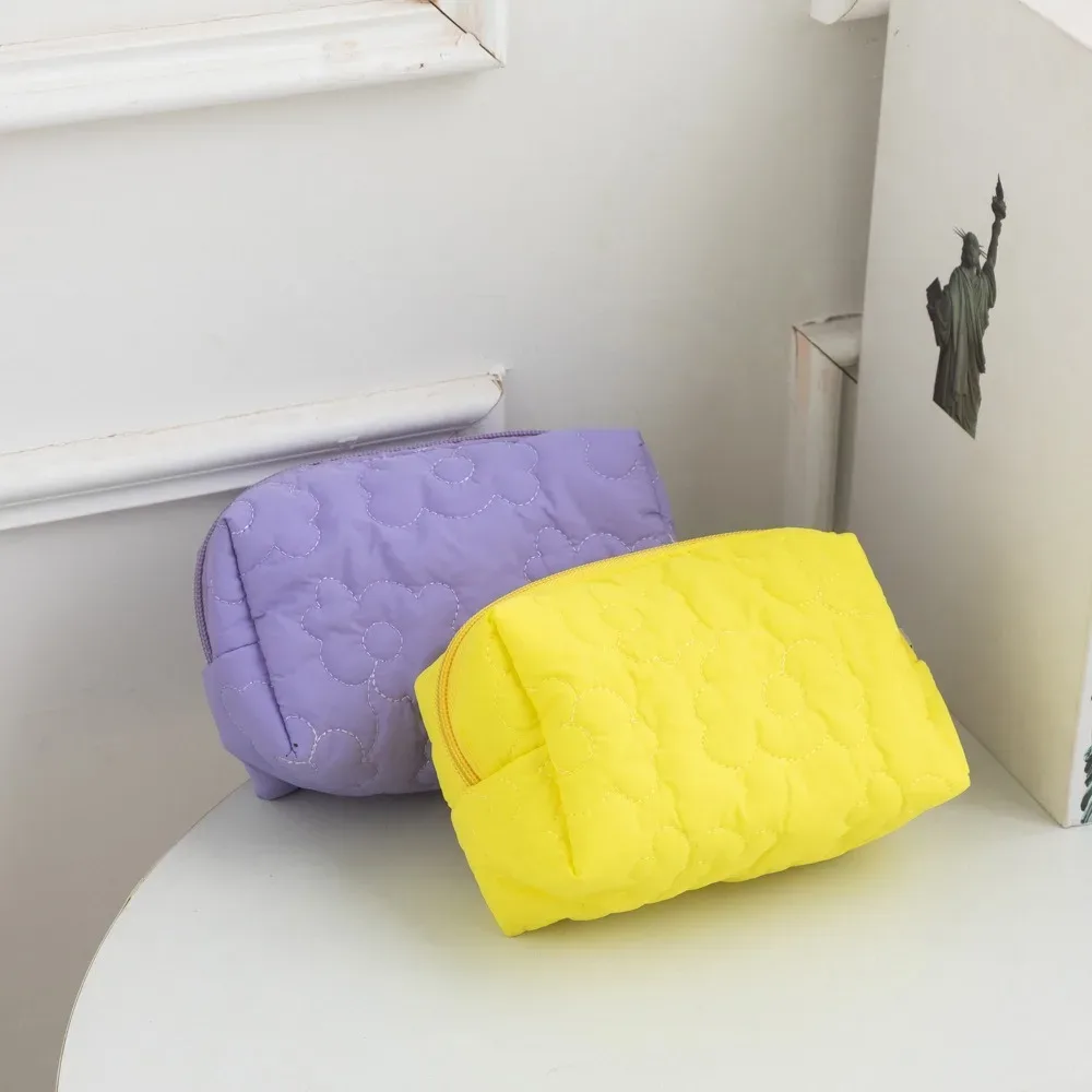 trousse de maquillage de voyage souple de grande capacité pour femmes, sac de rangement de fleurs matelassées, trousse de toilette portable, sac de détermination, document de bonbons à la mode