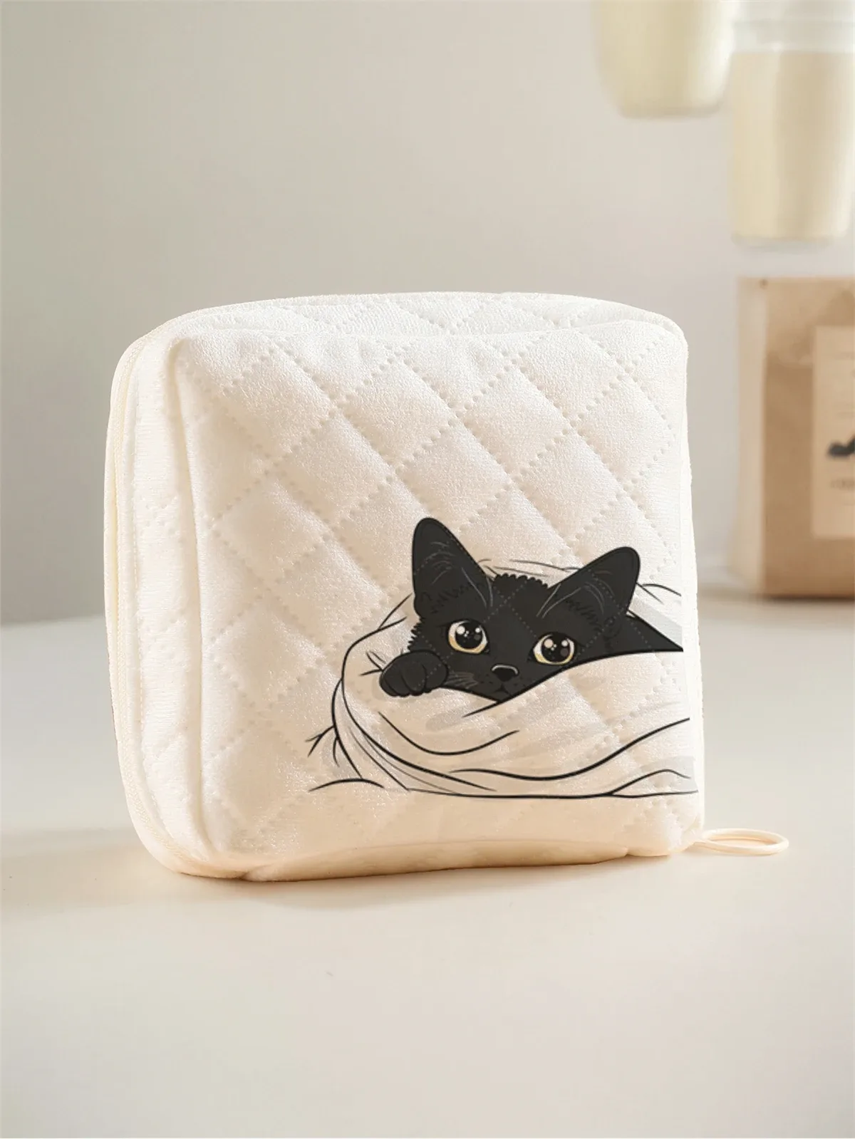 trousse polyester motif chat noir blanc quadrillée fermeture glissière petit format usage voyage cosmétiques maquillage