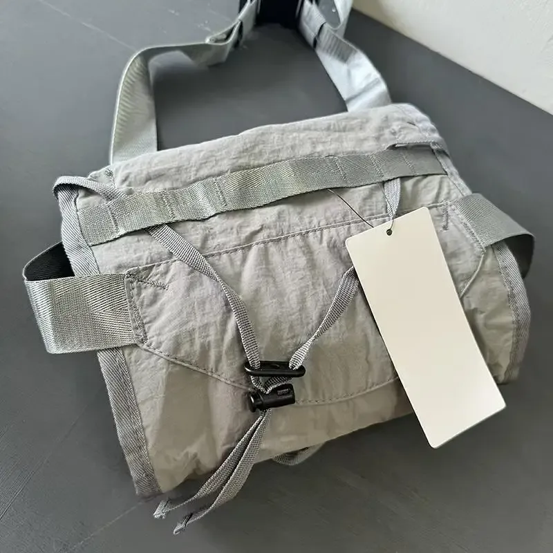 nouveau sac à bandoulière rétro pour homme, sac à bandoulière en nylon noir tendance, sac messager décontracté pour femme pour l'extérieur