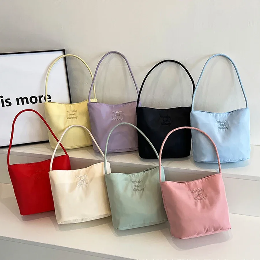 sac carré brodé, sac seau en nylon tendance de style japonais, nouveau sac à bandoulière printemps/été