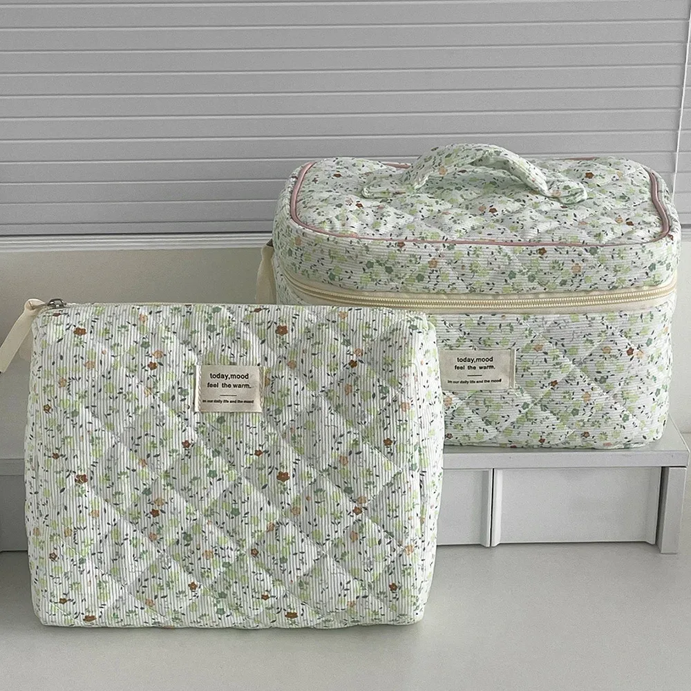 sac à cosmétiques de grande capacité pour femmes, organisateur de voyage, pochette de rangement de maquillage pour rouge à lèvres, sac matelassé floral pour dames