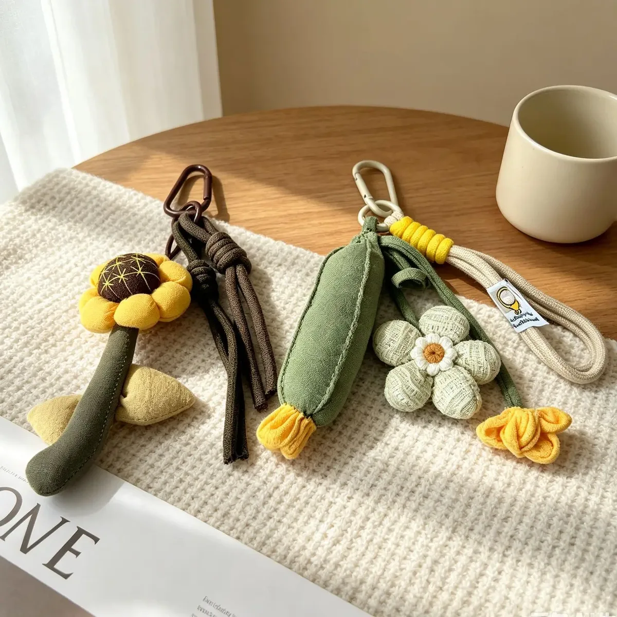 breloque de sac en tissu floral, porte-clés botanique en luffa avec clip pour sac à main, sac fourre-tout, sac à dos, pochette, cadeau floral inspiré de la nature pour femme