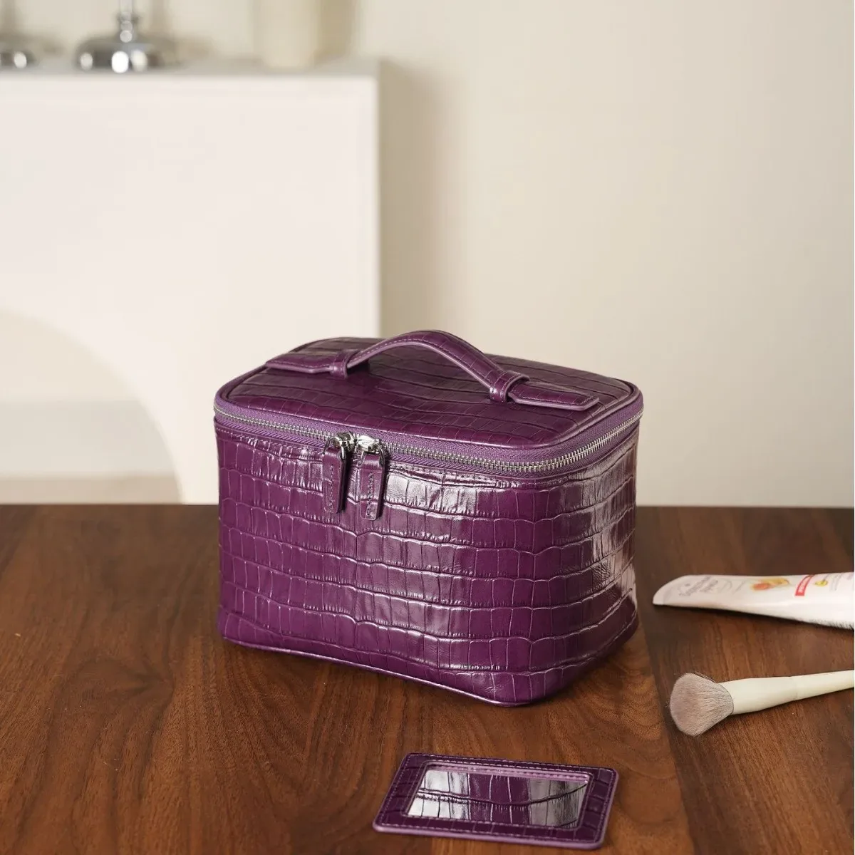 sac à cosmétiques en cuir pour femmes, organiseur de toilette de voyage, cuir véritable de haute qualité, trousse de maquillage de luxe, pratique, grande capacité