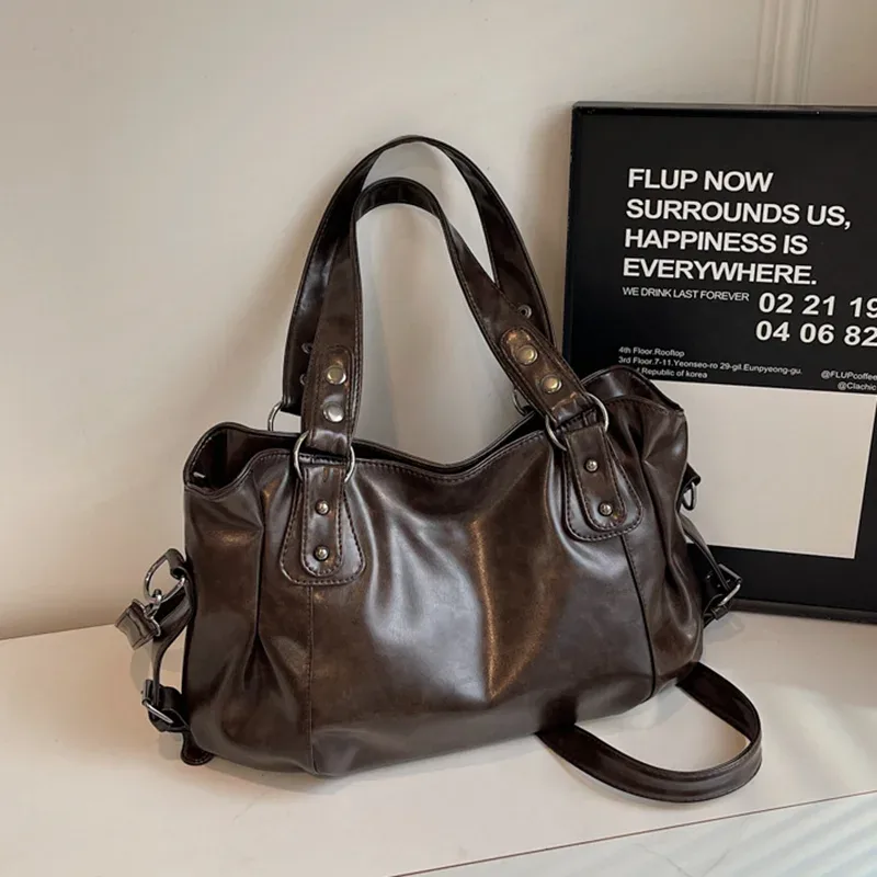 sac fourre-tout classique rétro décontracté de couleur unie, sac à bandoulière en pu de grande capacité, sac à main en cuir souple à la mode et polyvalent pour les trajets quotidiens