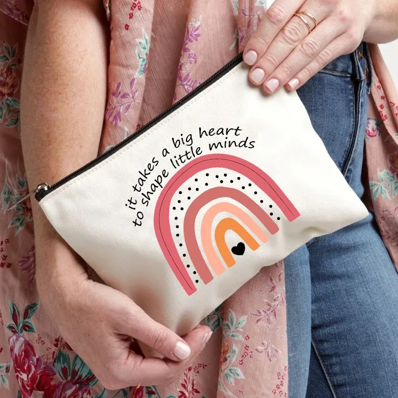 sac cosmétique motif arc-en-ciel it takes a big coussins to shape little minds, trousses de maquillage de toilette, trousse à crayons scolaire, cadeau pour les enseignants