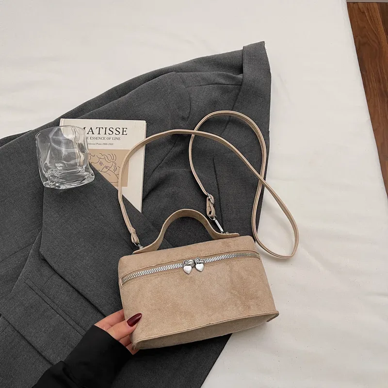 sacs à bandoulière en daim de qualité supérieure pour femmes, sacoches rétro vintage pour femmes, texture de mode et sacs à bandoulière polyvalents, hiver automne