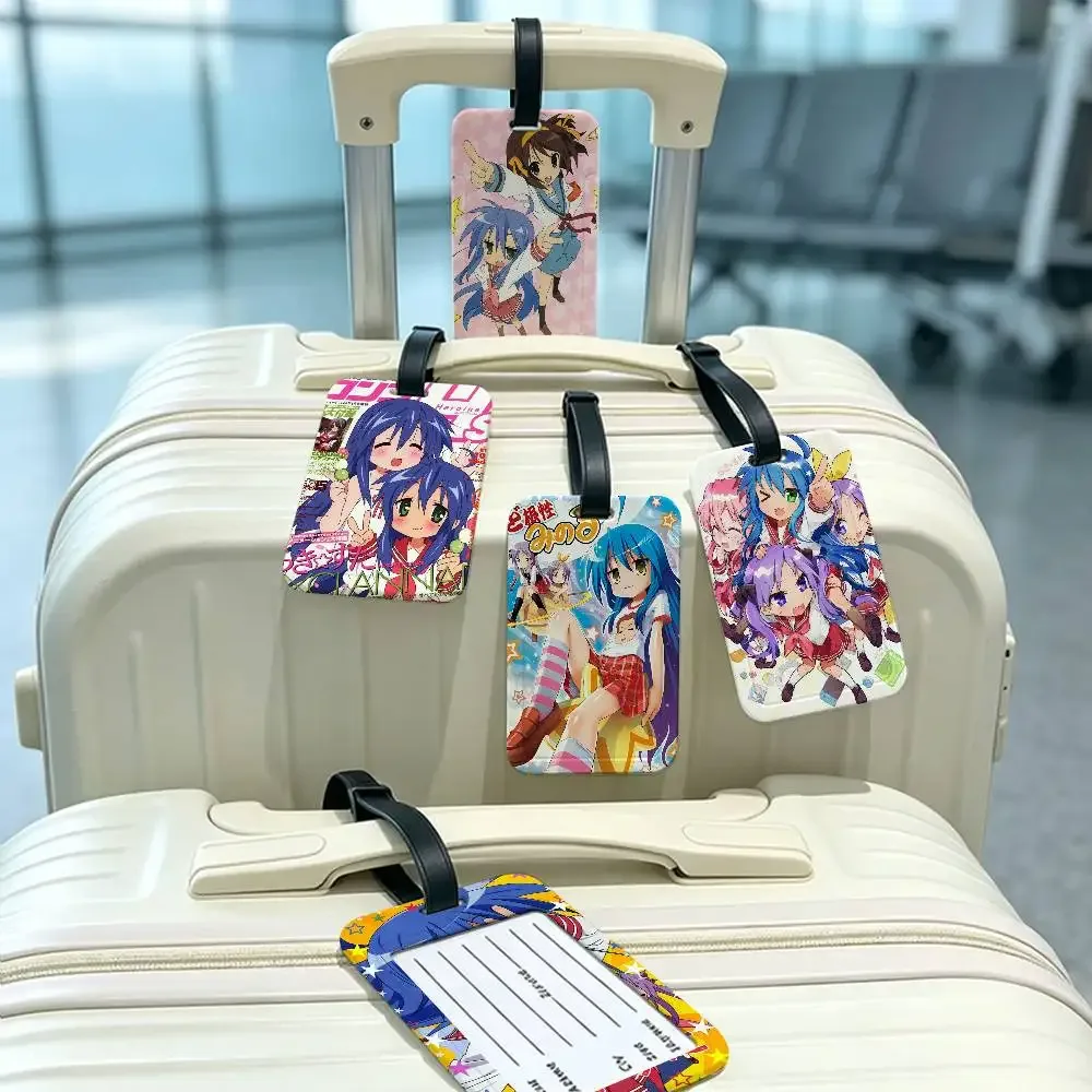 étiquette de bagage anti-perte anime lucky star en pvc, porte-carte d'identité, étiquette de nom pour voyage en plein air