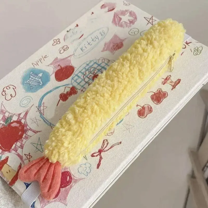 1 pièce, trousse à stylos super mignonne en forme de queue de crevette frite, organisateur de papeterie portable monocouche avec doublure en polaire de style ins, pour étudiants.