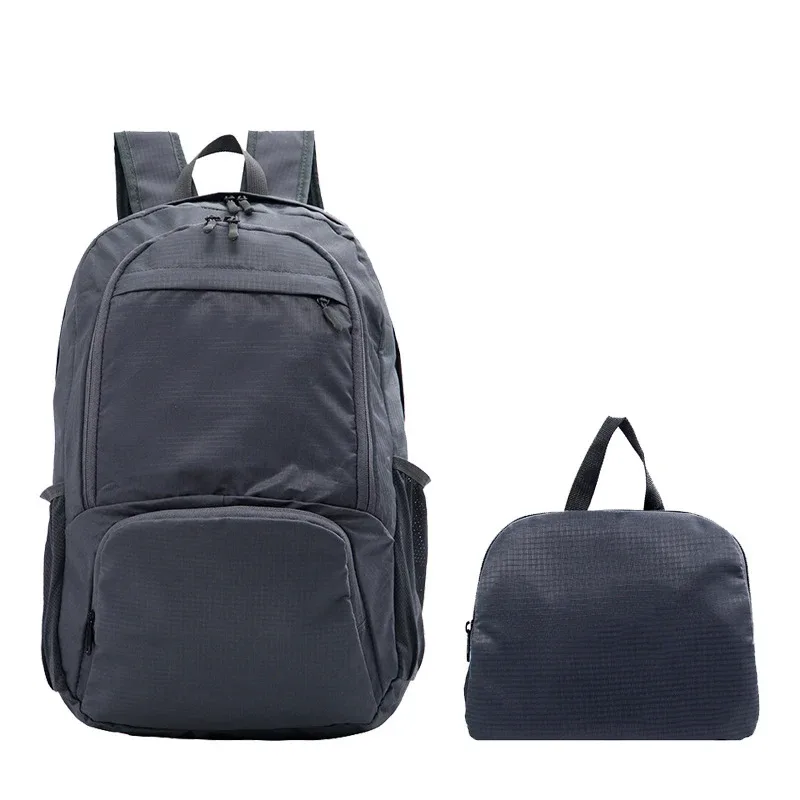 sac à dos léger et pliable avec logo personnalisé, imperméable, personnalisable, idéal pour les voyages en plein air et la randonnée.