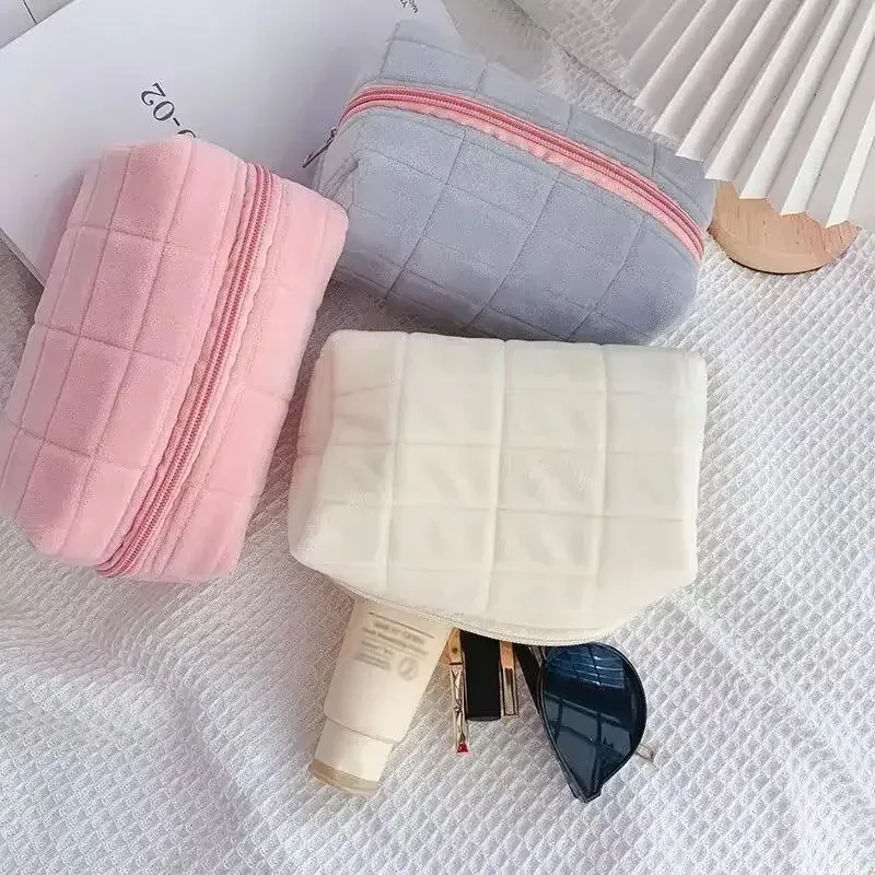 grand sac à main de rangement de maquillage à fermeture éclair pour femmes, sac de rangement de cosmétiques en fourrure solide, trousse à crayons de papeterie, poinçon de toilette de maquillage de voyage