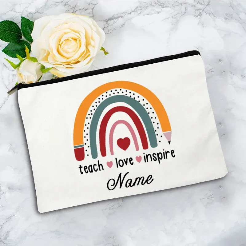 trousse de maquillage bohème arc-en-ciel personnalisée avec nom, trousse de toilette de voyage, cadeau d'anniversaire pour enseignant avec nom personnalisé