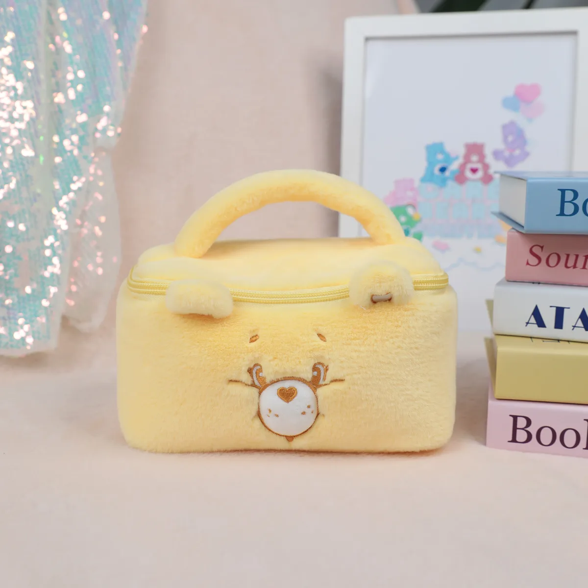 trousse de toilette en peluche care bears, sac de toilette de voyage de grande capacité pour filles et femmes, pochette de maquillage douce et moelleuse