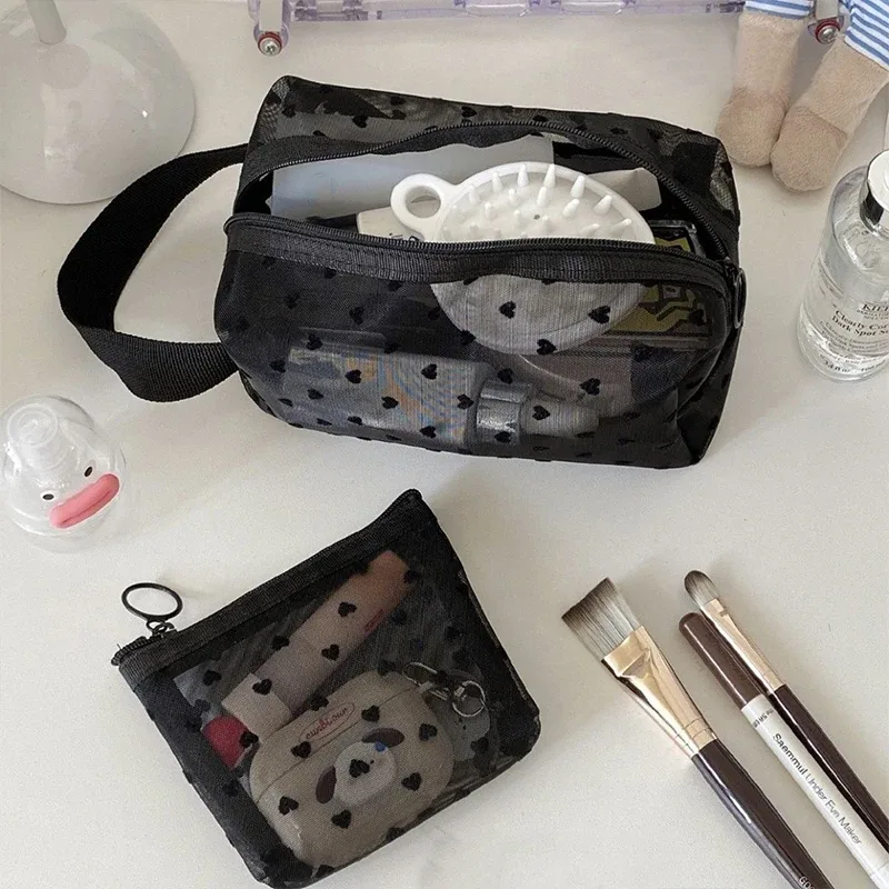 sac de maquillage en maille transparente en forme de cœur, pochette de rangement de cosmétiques portable multifonction pour femmes, sacs de rangement de rouge à lèvres de toilette pour dames