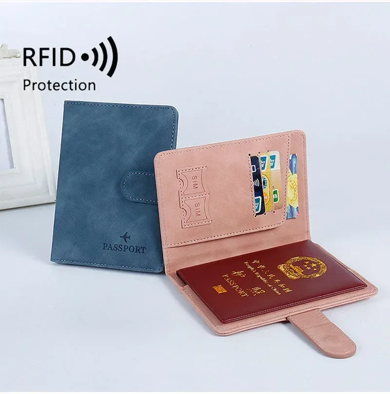 Porte-passeport en cuir étanche avec blocage RFID, portefeuille de carte de crédit de voyage, livre de passeport pour femmes et hommes, couverture de passeport à boucle