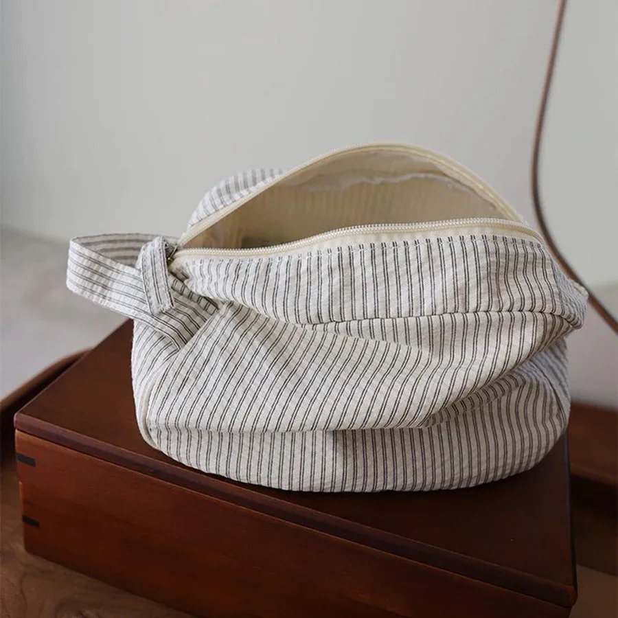 trousse de toilette portable de grande capacité pour hommes et femmes, sac de voyage universel, sac de rangement pour vêtements, sac à doublure.