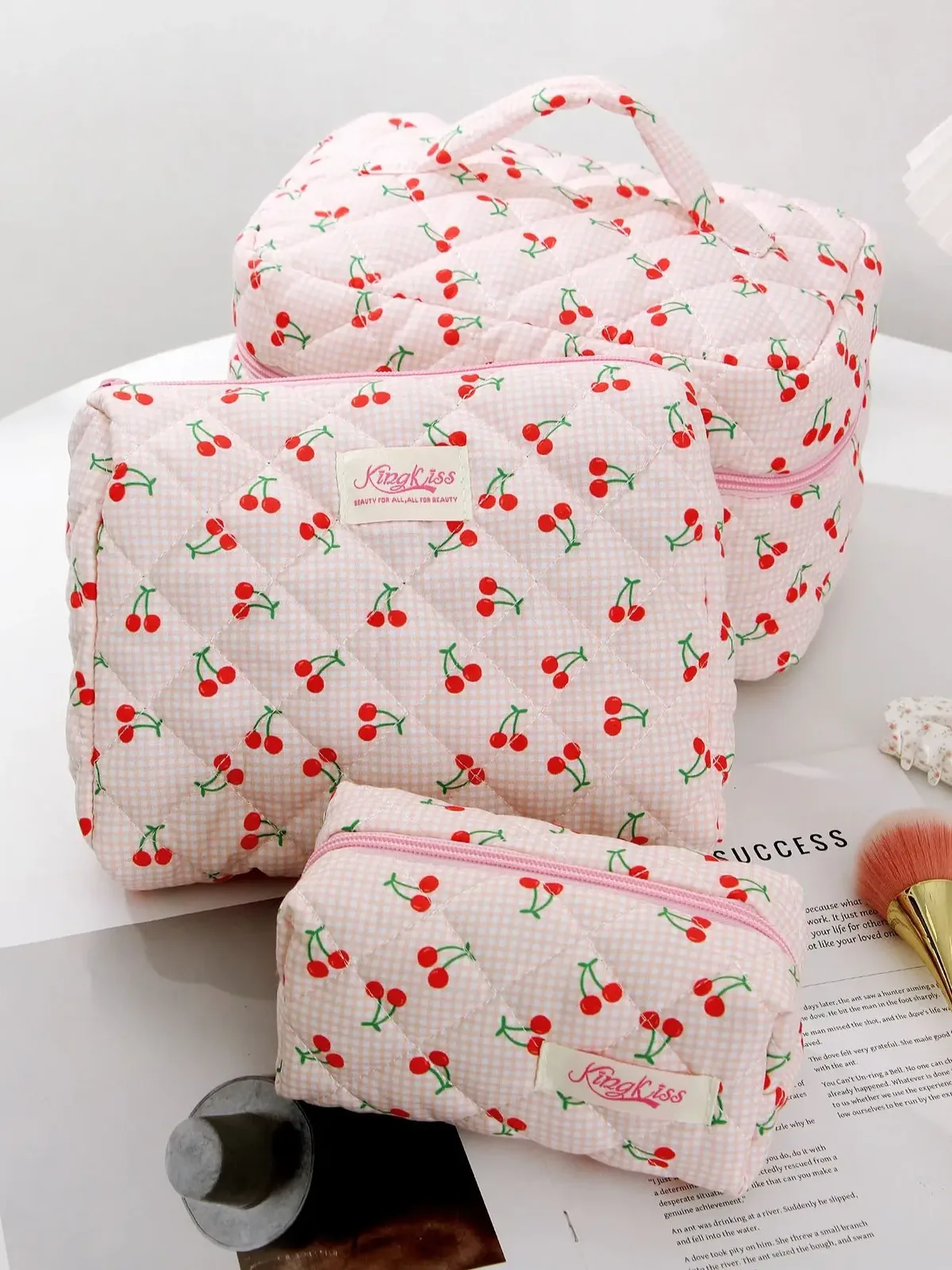 trousse de maquillage matelassée cerise à carreaux 3 pièces, trousse de maquillage portable de grande capacité, trousse de maquillage de voyage, trousse de maquillage en coton cerise