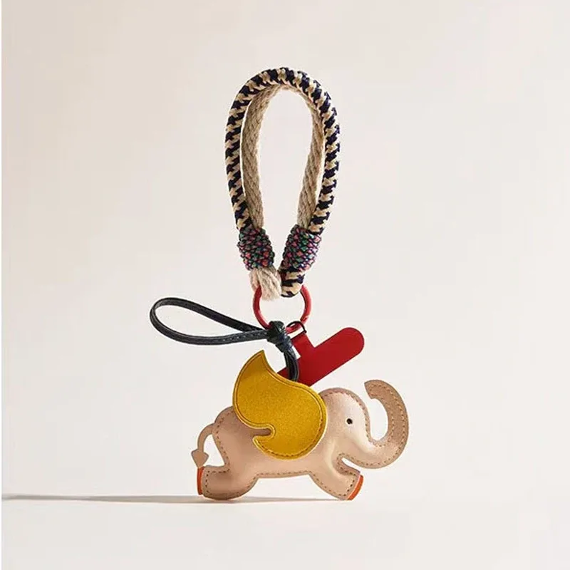 mignon et ludique en cuir dumbo sac pendentif sac à breloques sac accessoires sac d'école sac à dos charme