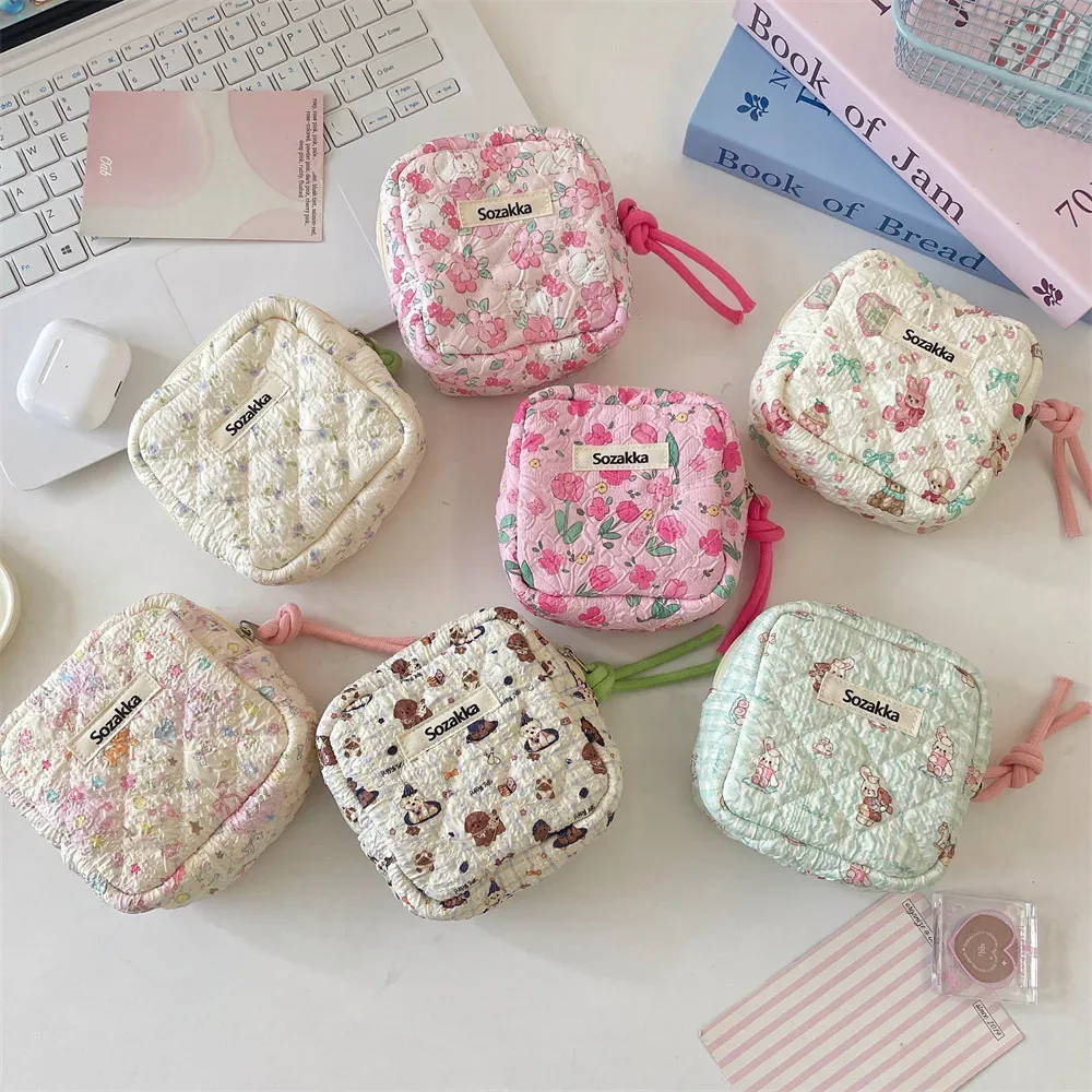mini sac à cosmétiques carré mignon pour femmes, écouteurs portables, rouge à lèvres, serviettes hygiéniques, pochette de rangement, petits sacs de maquillage à fermeture éclair