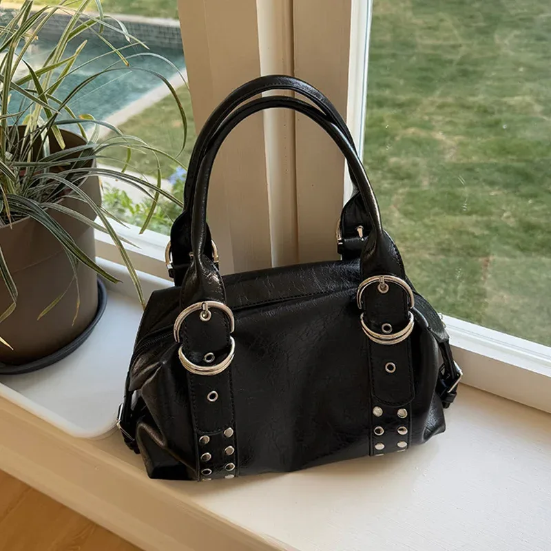 sac à bandoulière en cuir pu pour femmes, style vintage, grande capacité, sac à main à rivets de haute qualité, à la mode, pour usage quotidien, sac de moto y2k