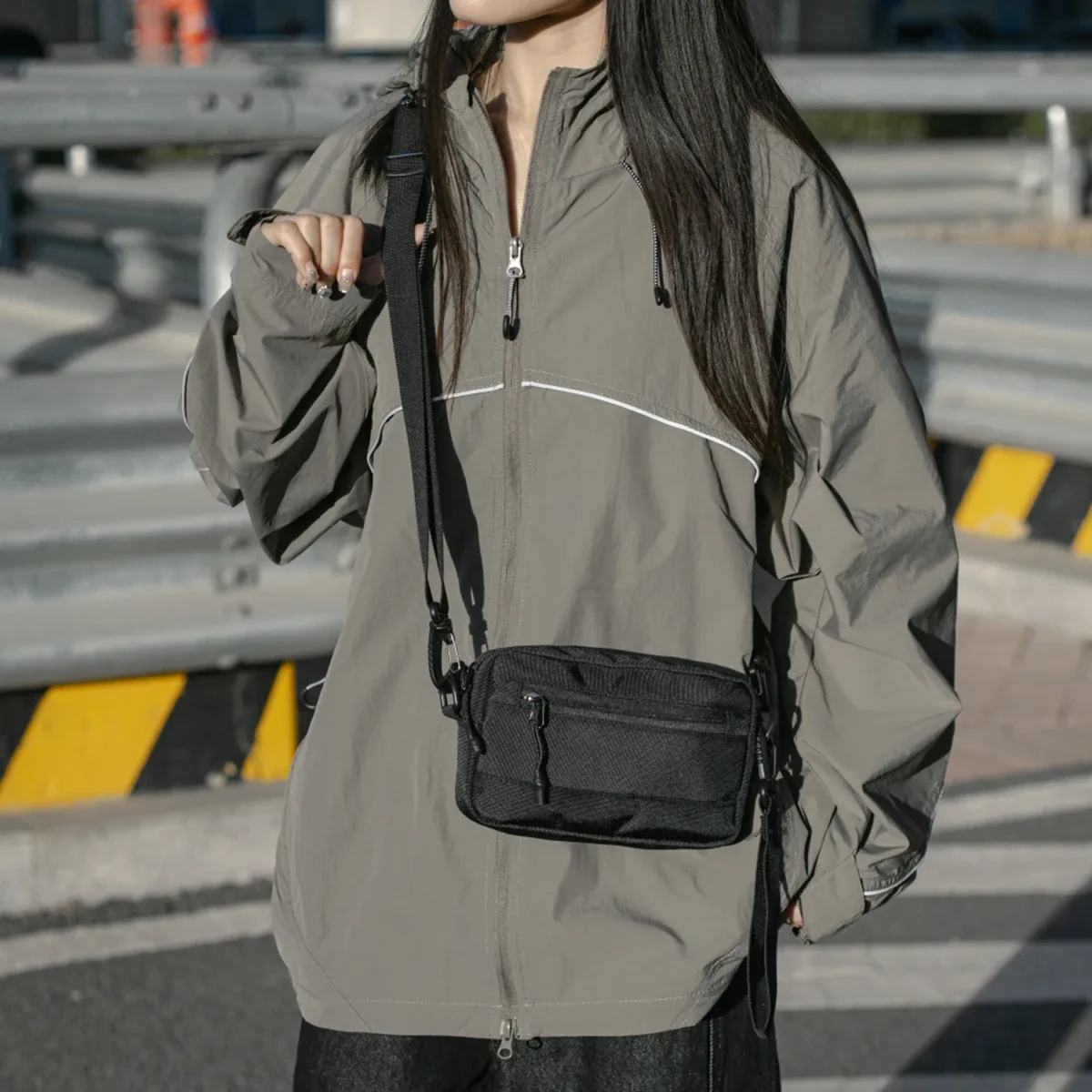 sac à bandoulière simple et décontracté, large sangle d'épaule, sac à bandoulière de grande capacité pour femmes, sac à bandoulière pour téléphone portable
