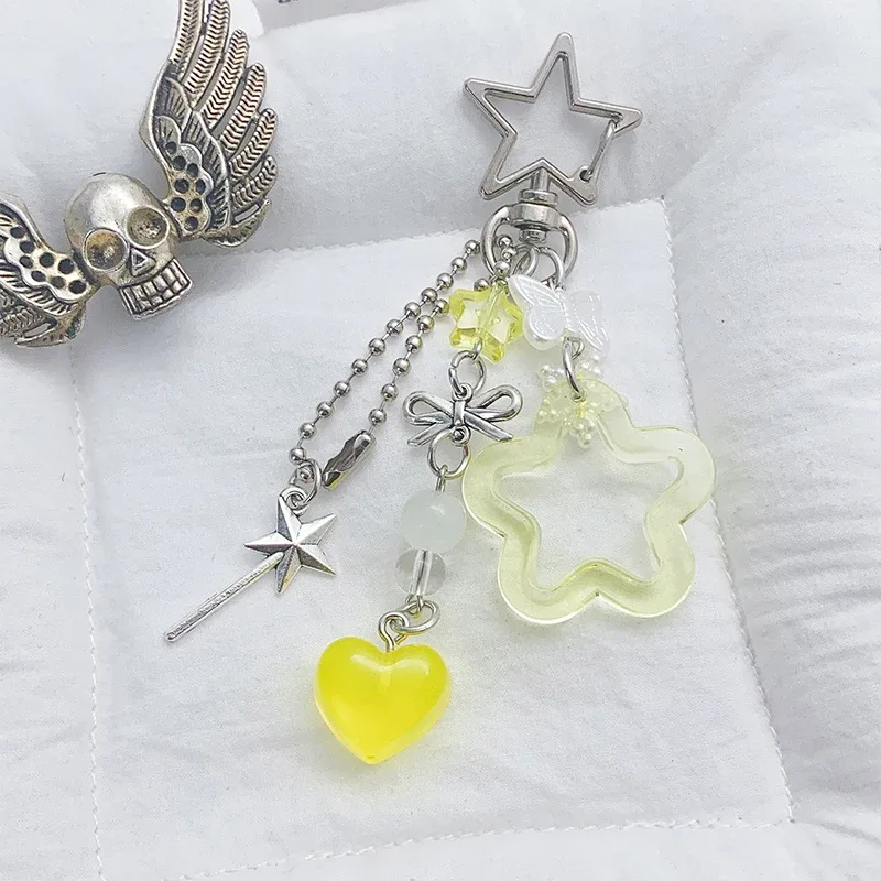 porte-clés breloque mignon et simple en forme d'étoile, cœur ou nœud papillon, pendentif kawaii pour femme, décoration exquise pour sac à dos, cadeau