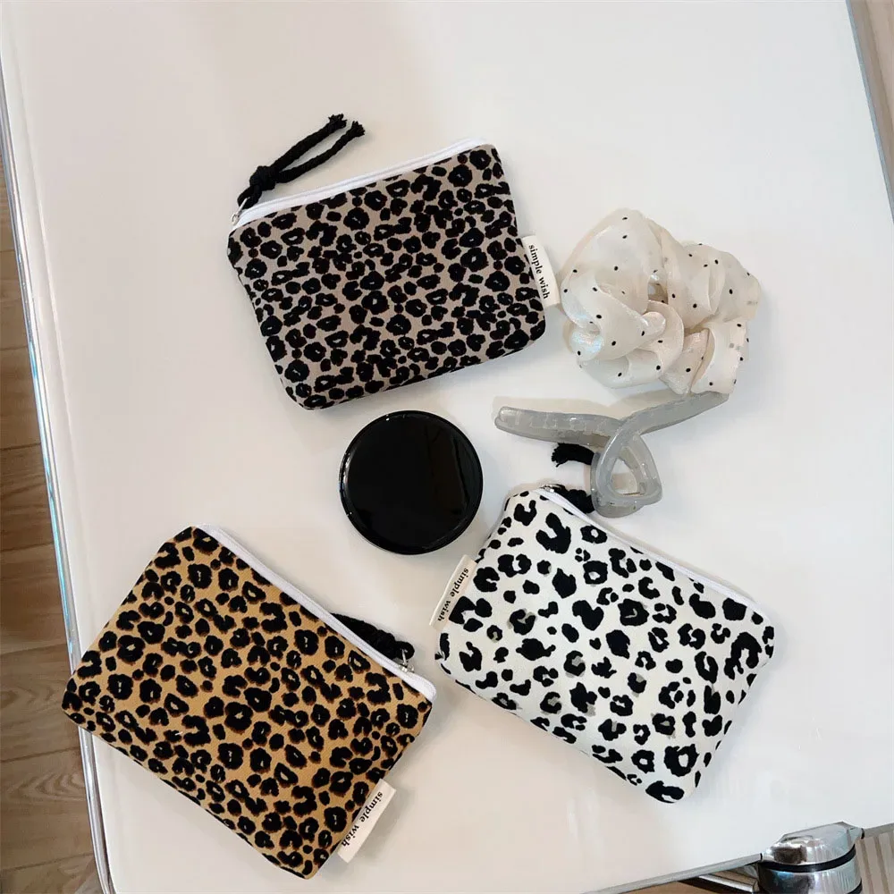 petit sac à cosmétiques léopard pour femme, porte-monnaie, trousse de maquillage à fermeture éclair, trousse de maquillage de voyage, trousse d'argent, évaluation de beauté
