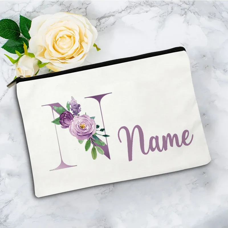 pochette de maquillage personnalisée violette à 26 motifs floraux, sac de toilette pour articles de voyage, cadeau de mariage ou d'anniversaire avec nom personnalisé