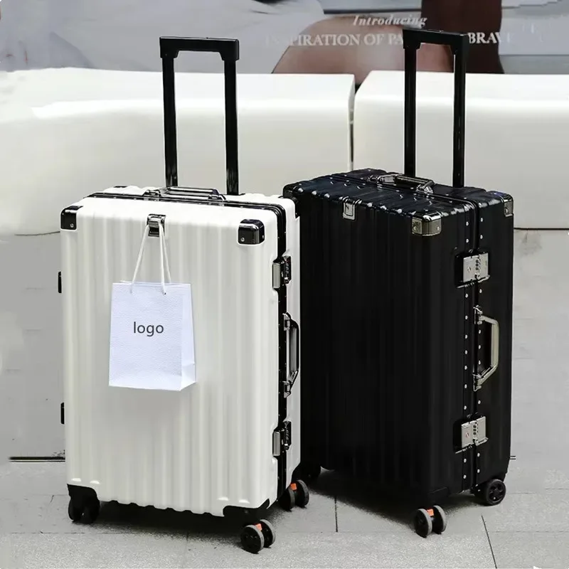valise bagage roulettes abs blanc noir vert pastel lignes verticales toupie roues poignées traçage universel usage voyage étudiant
