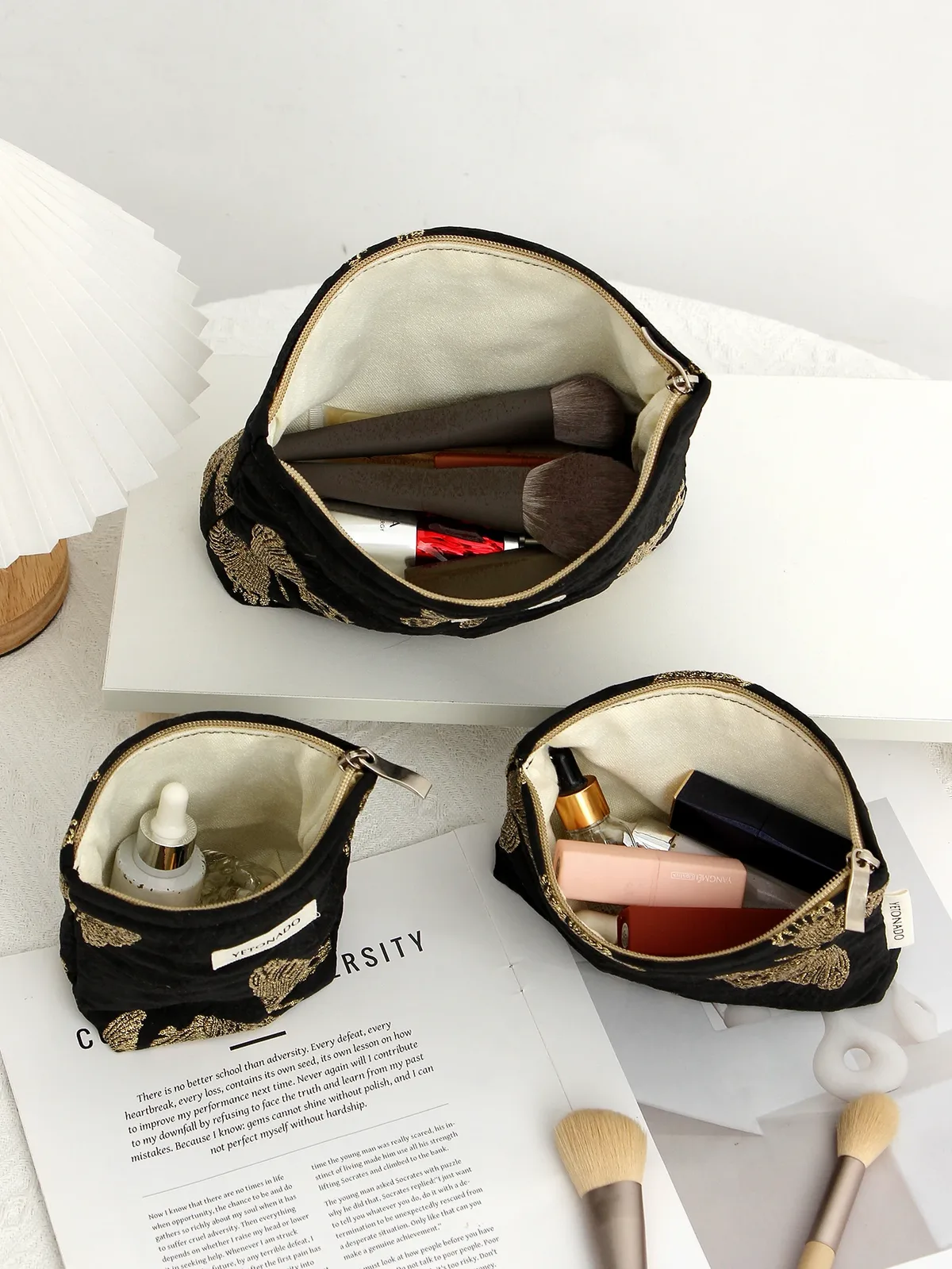 trousse polyester noire papillons dorés motifs voyage cosmétiques maquillage grande capacité multifonctionnelle s m xl