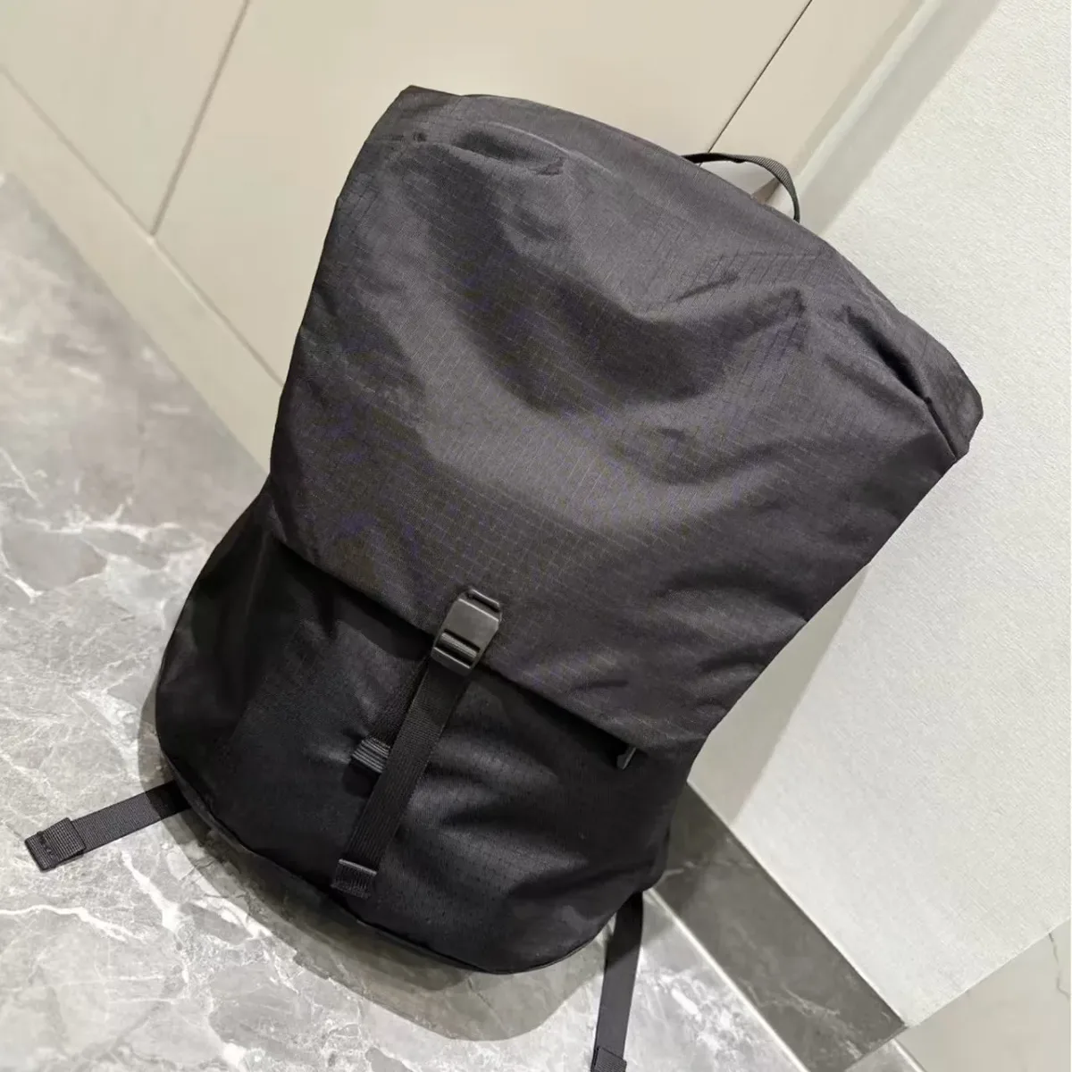 nouveau 20l voyage quotidien grande capacité sports de plein air loisirs étanche serrure sac à dos