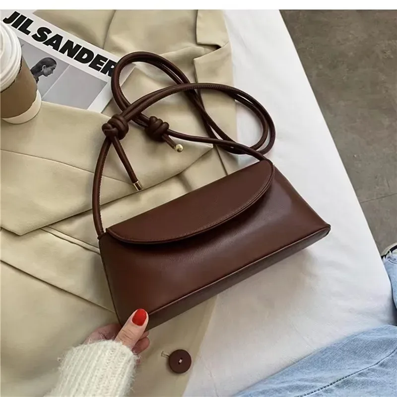 sac à bandoulière français simple en cuir pu pour femmes, couleur unie, petit sac carré à la mode sous les bras
