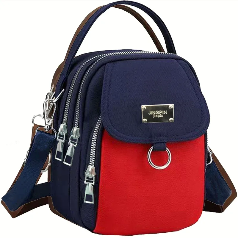 sac à dos pour enfants avec bandoulière réglable, adapté aux voyages et aux sorties. il possède plusieurs poches.