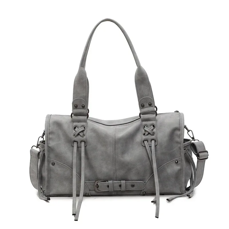 sac à main de moto rétro pour femmes, design à pompon, sac d'oreiller à bandoulière haut de gamme, tendance, grande capacité, sac sous les bras pour femmes