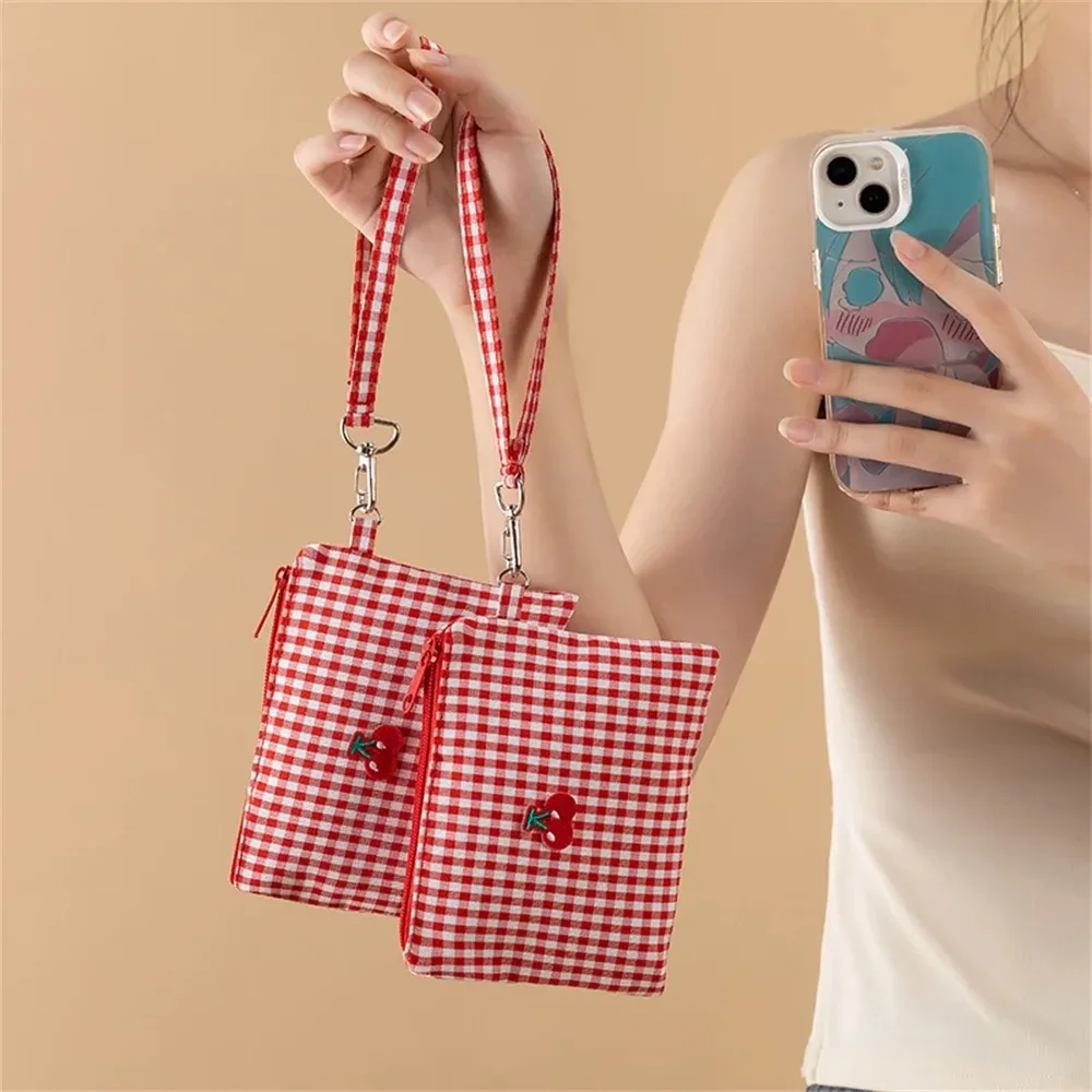 organisateur voyage toile cerises blanc rouge plaid fermeture éclair maquillage cosmétiques toilette hygiène sac compresseur