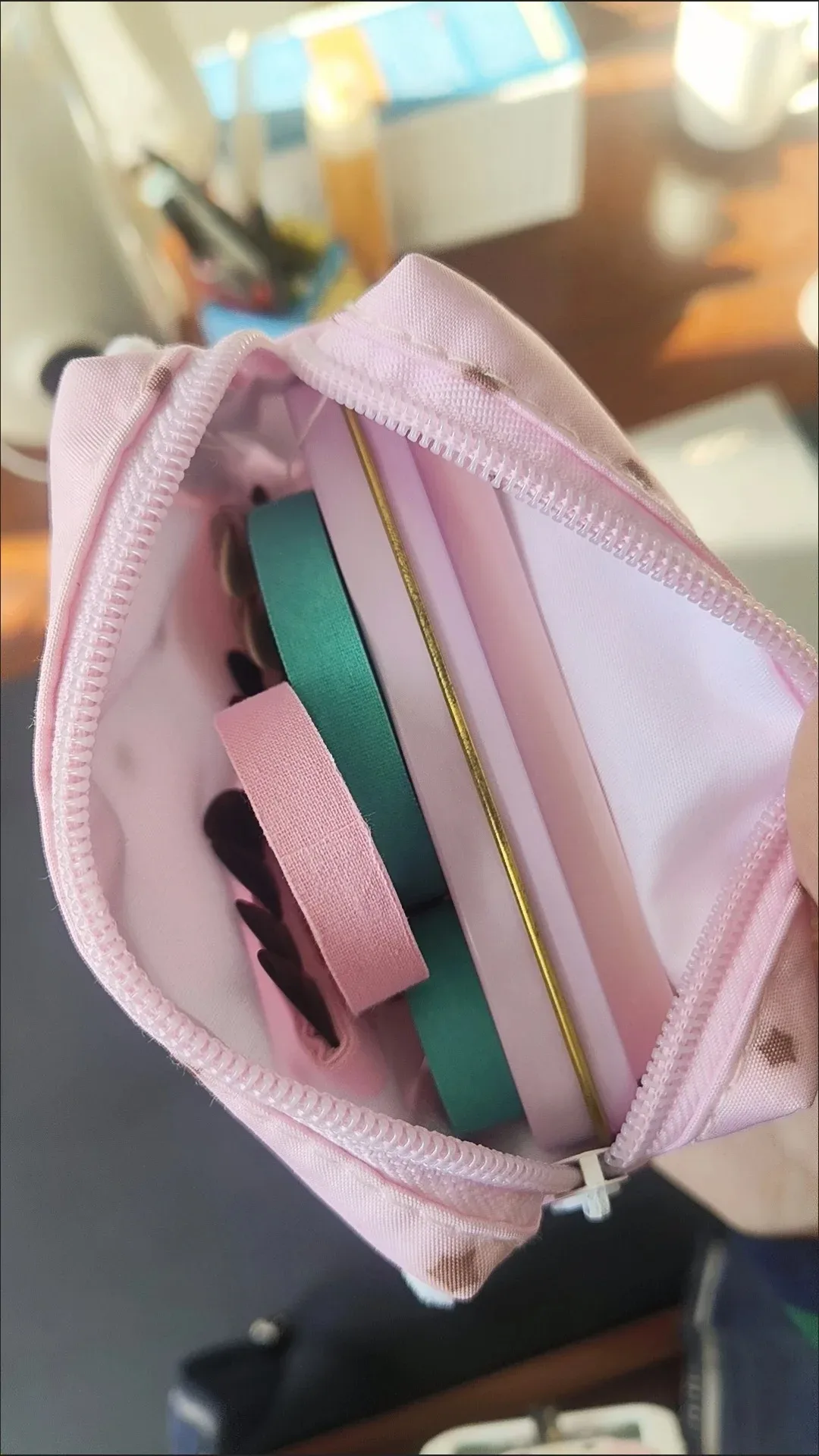 pochette à fermeture éclair avec motif d'ailes d'ange, sac cosmétique à imprimé étoile kawaii, mini organisateur en nylon pour le maquillage et les petits objets
