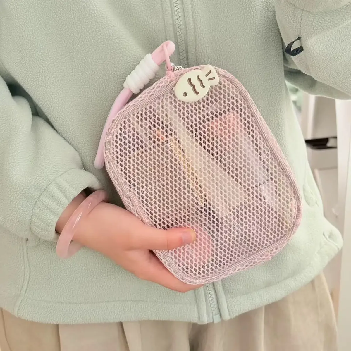 pochette cosmétique en maille cubique, trousse de maquillage esthétique dopamine avec fermeture éclair perlée, sac de toilette de voyage portable de grande capacité