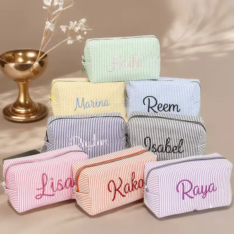 【nom personnalisé】trousse de toilette de voyage rayée, trousse à maquillage zippée - broderie de nom personnalisée, sac de rangement cosmétique portable en polyester, adapté pour les voyages, l'école, le dortoir ou la maison, un indispensable pour le dortoir |     design amusant |     fermeture éclair durable, trousse de toilette de voyage