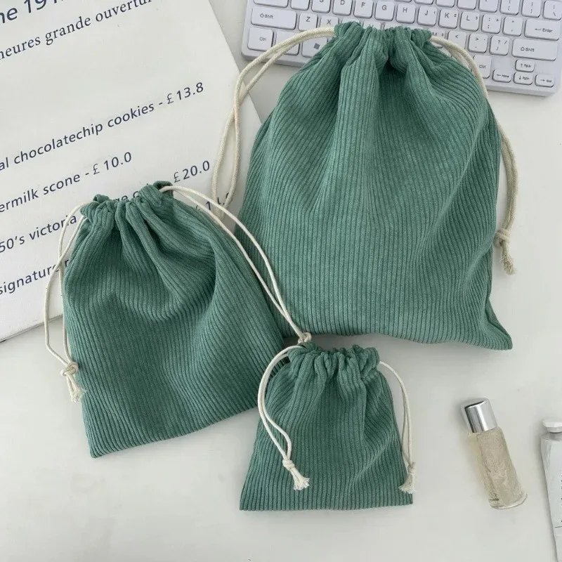 sacs cosmétiques en velours côtelé de couleur unie avec cordon de serrage, sac de rangement pour cadeaux de noël, sac de voyage, organiseur de maquillage, pochette pour rouge à lèvres