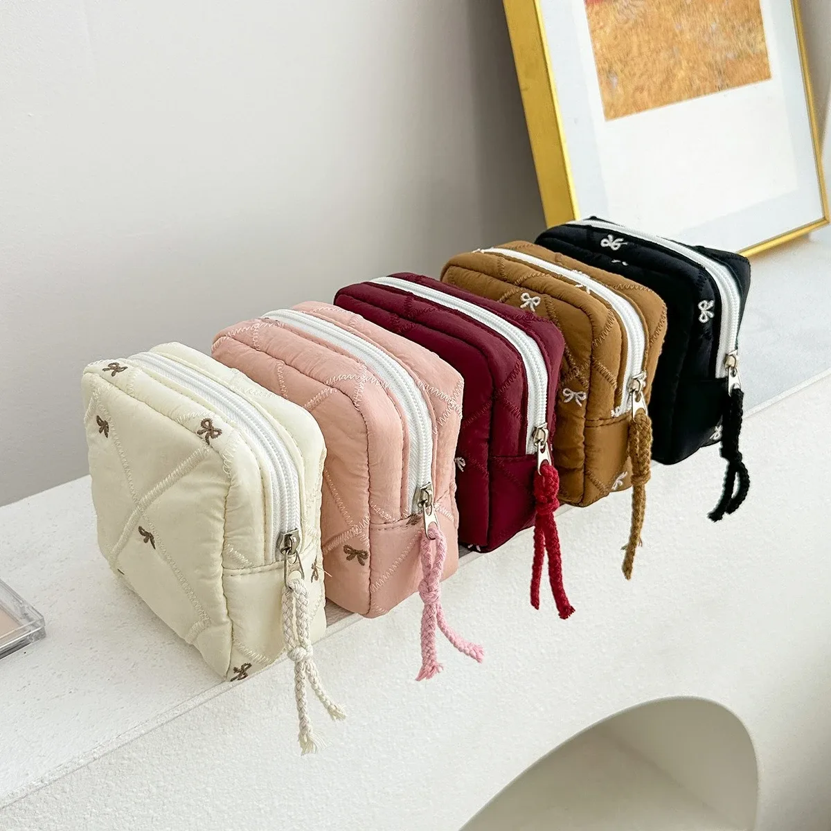 petite trousse de maquillage carrée coréenne, petite trousse à fermeture éclair pour écouteurs, portefeuille portable pour fille, sacs de rangement pour rouge à lèvres, pochette pour serviettes hygiéniques