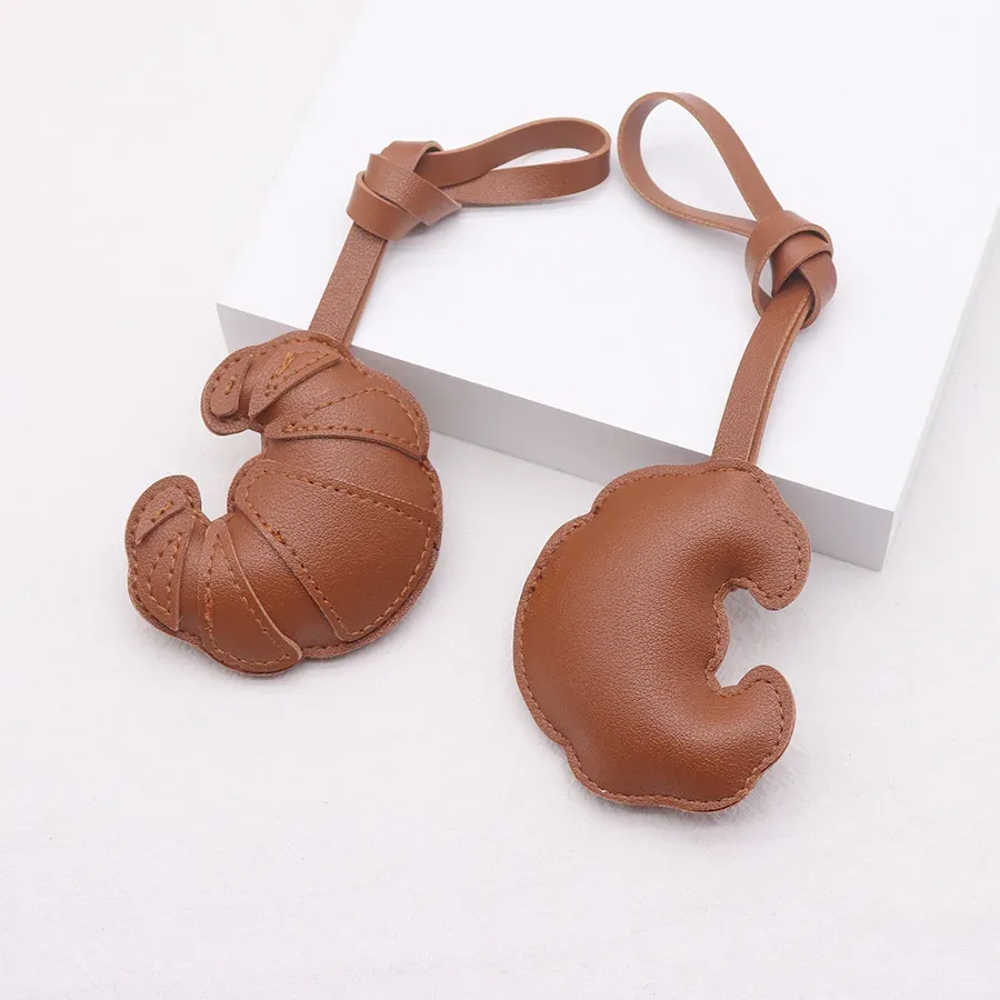 breloque de sac croissant en cuir pu, porte-clés de sac à dos kawaii, accessoire doux fait à la main, mignon couple ami, bijoux cadeau