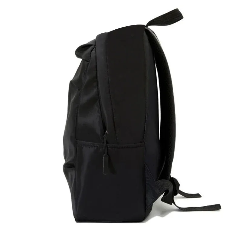 sacs à dos à double épaule de grande capacité pour hommes et femmes, idéaux pour les trajets quotidiens, les ordinateurs portables, les affaires et les besoins scolaires.