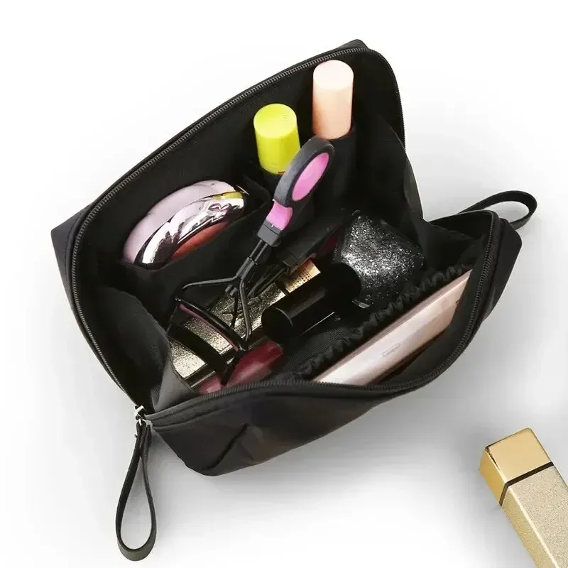 petit sac de toilette portable pour femmes, mini sac de maquillage coréen de couleur unie, grande capacité, pochette de rangement étanche, nouvelle collection 2024