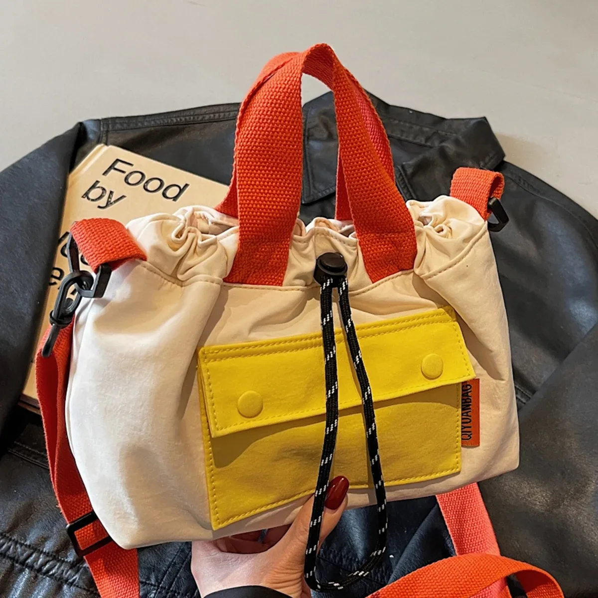 le nouveau sac messager unisexe, sac à bandoulière fonctionnel extérieur, sac à bandoulière de banlieue, sac de rangement, sac à dos contrasté féminin