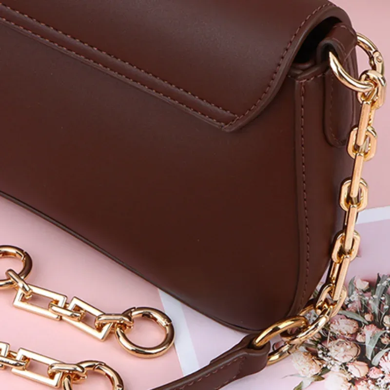 châine extension sacoche métal doré ornamentation marron rose longueur variable accessoire voyage mode femelle présent pratique sécurité style