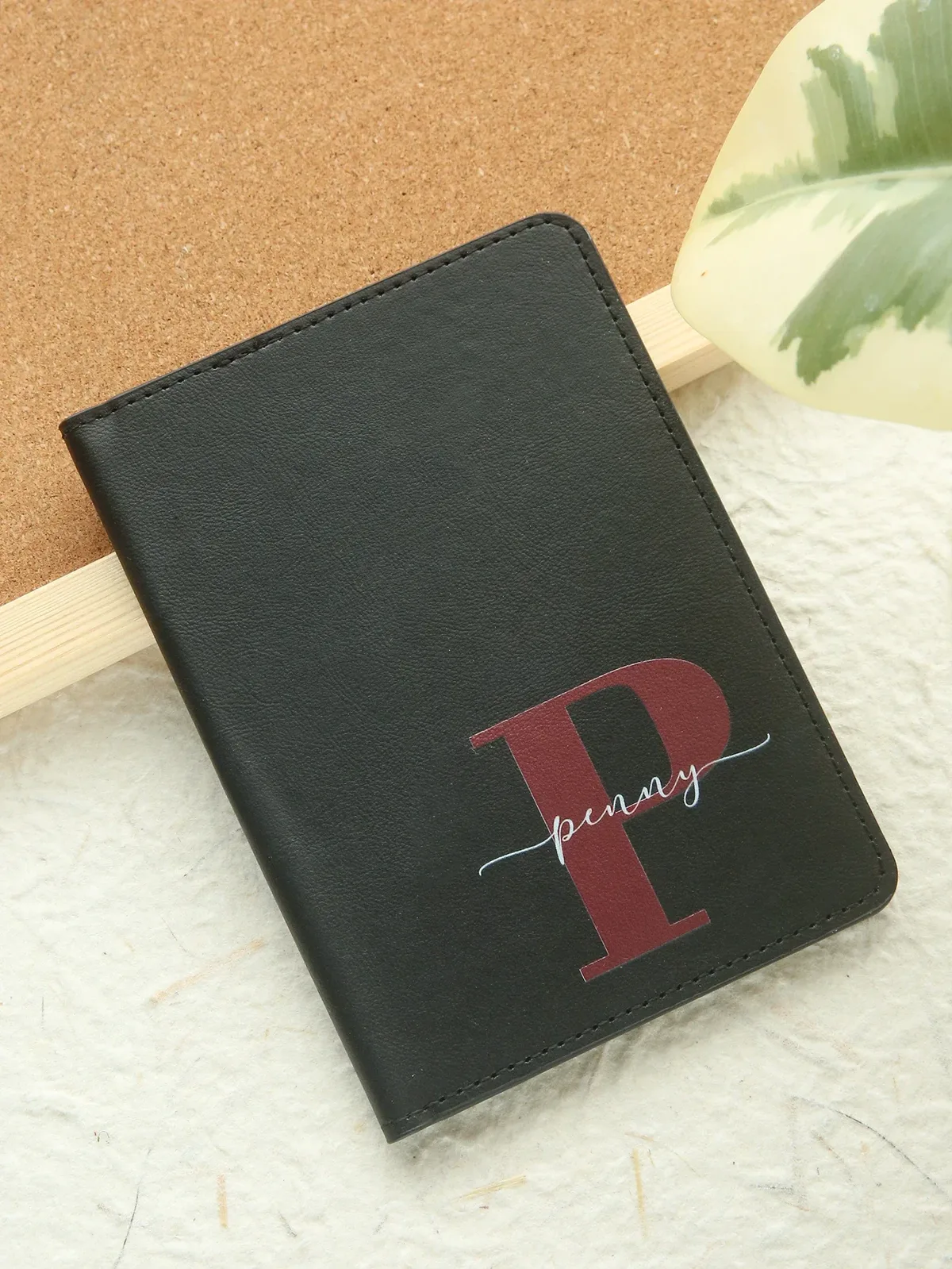 housse de passeport personnalisée avec nom et initiales, porte-passeport chic personnalisé, cadeau de voyage unique pour mariage, anniversaire, accessoires
