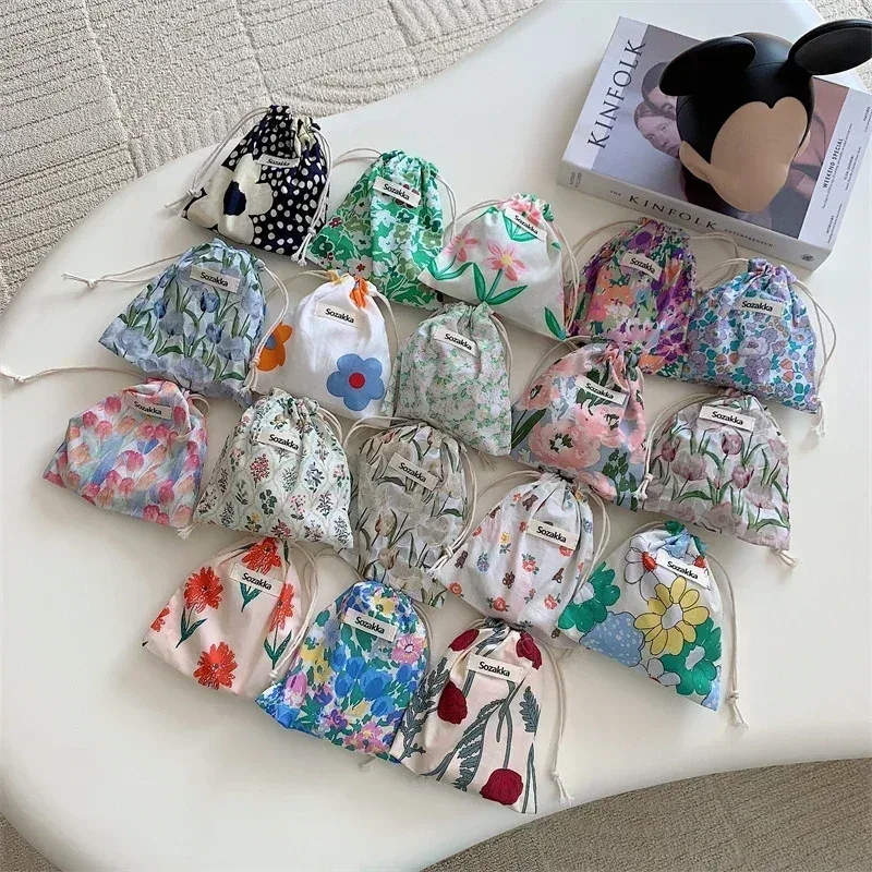sacs à main de maquillage mignons pour femmes, sac de rangement pour cosmétiques de voyage, porte-monnaie pour rouge à lèvres et grill floral, portefeuille kawaii, petite pochette en poudre