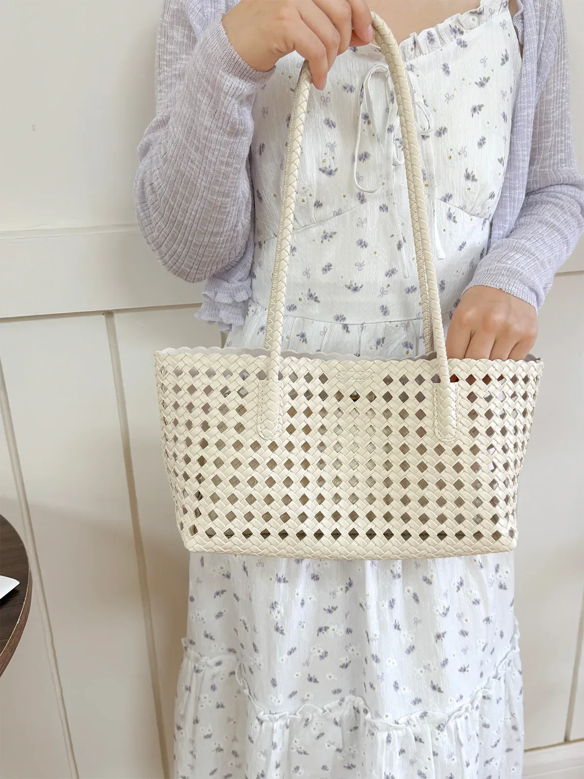 nouveau sac fourre-tout tressé creux tendance 2026 pour femme, grande capacité, sac à main porté épaule pour l'été