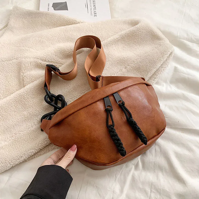 sac de taille en cuir souple pour femmes, sac banane avec chaîne, sac à bandoulière de bonne qualité, sacs de poitrine de styliste à la mode
