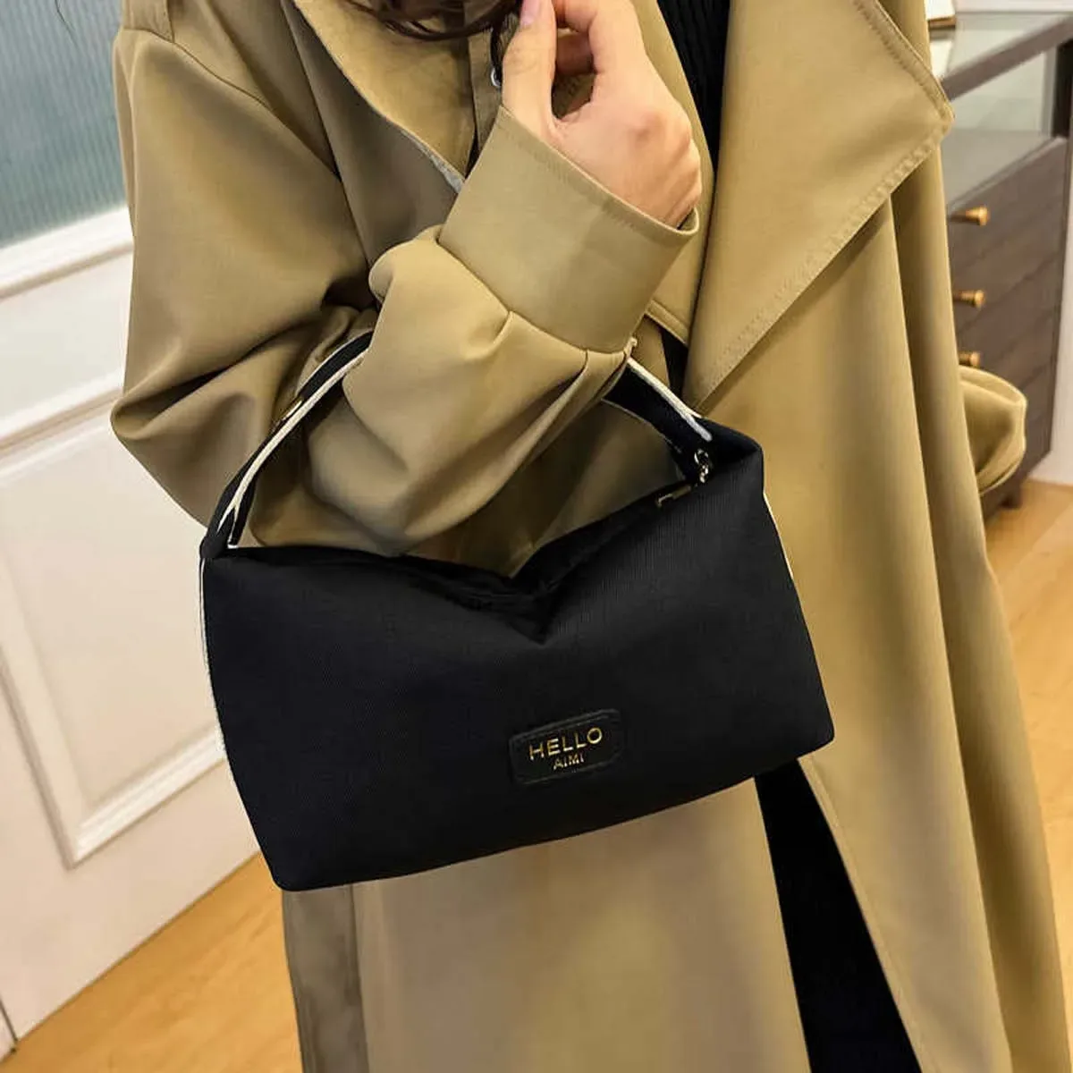 nouveau sac de toilette en toile haut de gamme, sac de maquillage de voyage portable de grande capacité, sac de rangement de cosmétiques bloquant les couleurs avec lettres