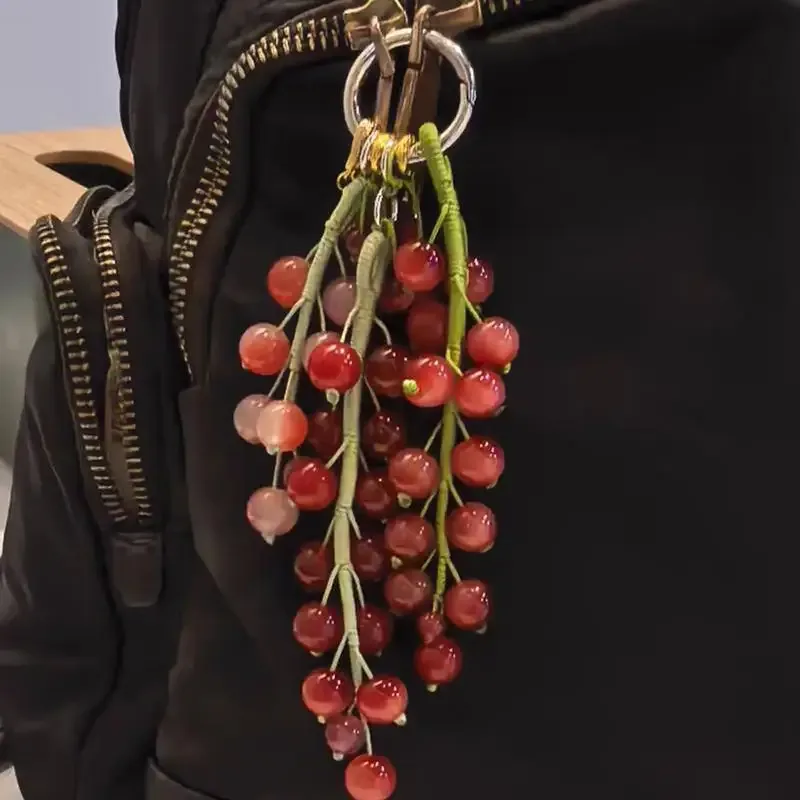 breloque de sac en perles faites à la main avec des perles en résine brillante, design mignon et charmant, parfait pour décorer un sac à dos ou un sac à main, cadeau idéal pour les filles.